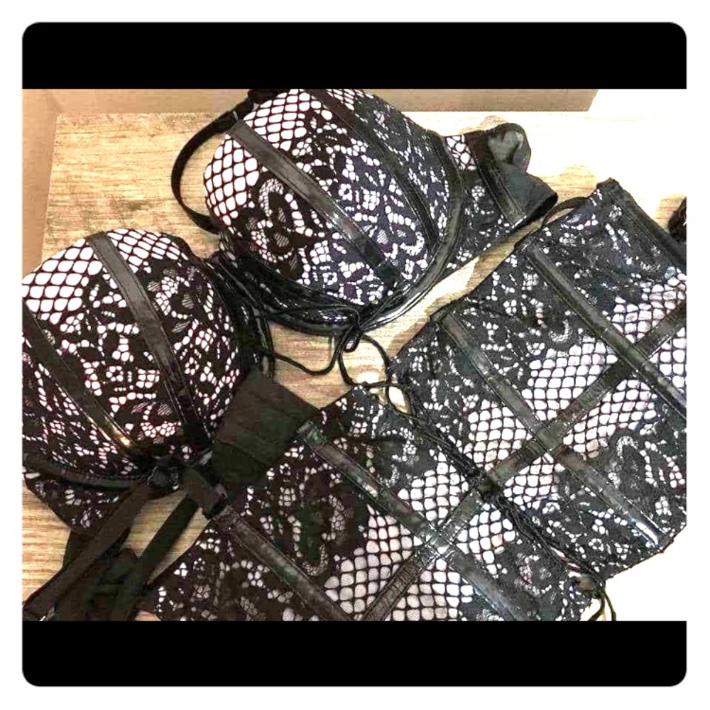 VS lace bra and garter SOLD